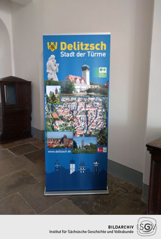 Infotafel für die Stadt der Türme im Museum in Delitzsch.