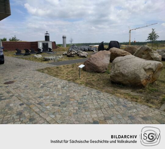 Außenbereich am Pavillon KAP ZWENKAU.