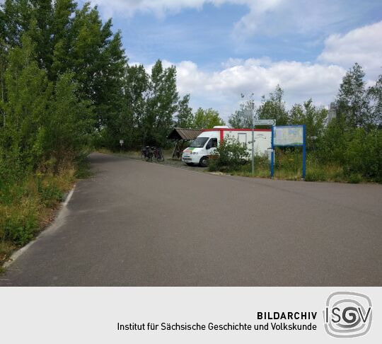 Imbiss am Aussichtspunkt Zitzschen am Zwenkauer See.