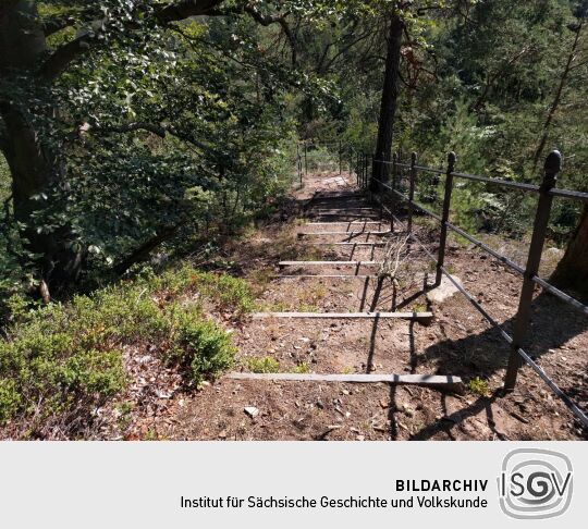 Der Aussichtspunkt Hoher Stein bei Böhrigen.