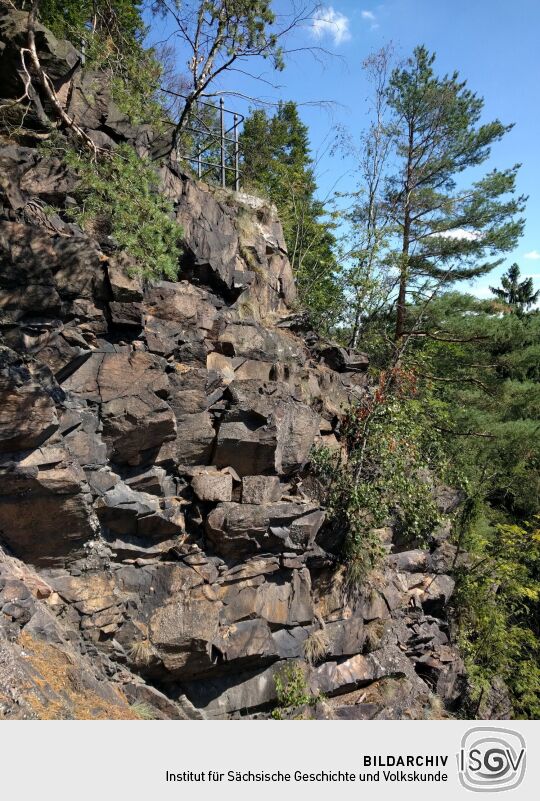 Der Aussichtspunkt Hoher Stein bei Böhrigen.