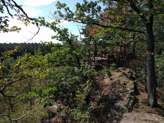 Der Aussichtspunkt Teufelskanzel an der Großen Striegis.