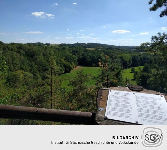 Der Aussichtspunkt Teufelskanzel an der Großen Striegis.
