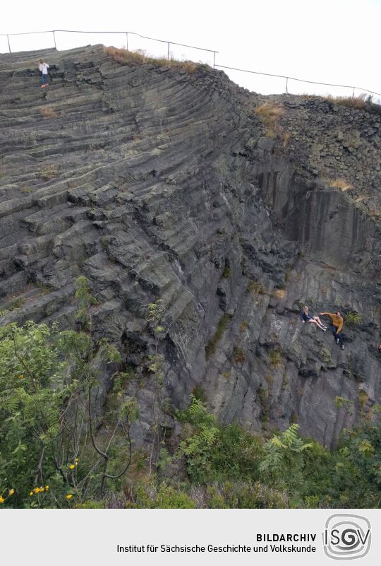 Der Basaltaufschluss auf dem Hirtstein bei Marienberg-Satzung.