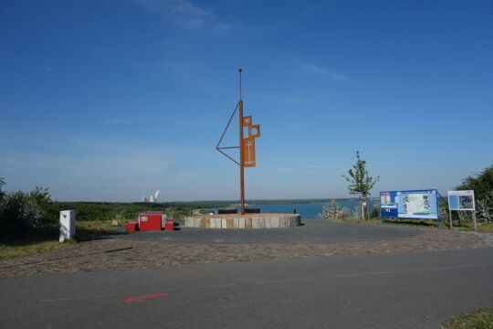 Aussichtspunkt am Störmthaler See bei Großpösna-Störmthal.