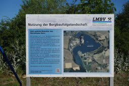 Infotafel am Aussichtspunkt am Störmthaler See bei Großpösna-Störmthal.