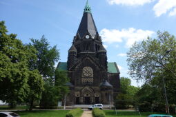 Bild: Die Trinitatiskirche in Riesa.