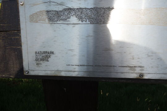 Infotafel am Aussichtspunkt Schau ins Land bei Spitzkunnersdorf.