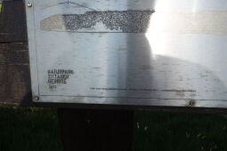 Infotafel am Aussichtspunkt Schau ins Land bei Spitzkunnersdorf.