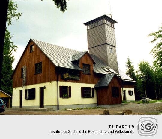 Der Aussichtsturm auf der Morgenleithe bei Lauter-Bernsbach.
