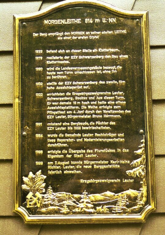 Infotafel am Aussichtsturm auf der Morgenleithe bei Lauter-Bernsbach.