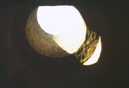 Bild: Die Bismarcksäule in Radebeul-Oberlößnitz.