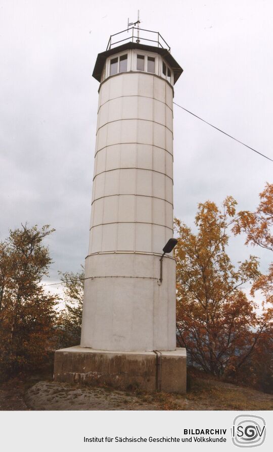 Der Feuerwachturm auf dem Papststein bei Gohrisch-Papstdorf.