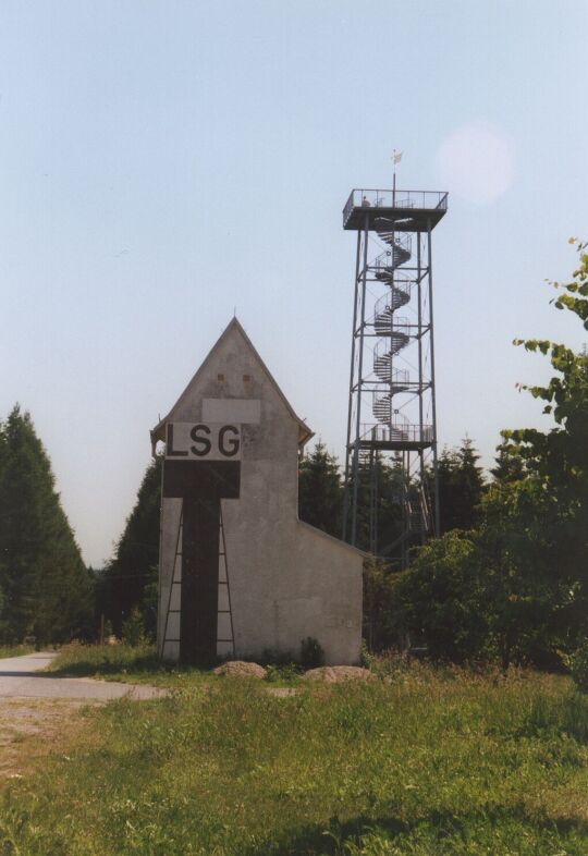 Der Maria-Josefa-Turm auf dem Totenstein bei Chemnitz-Grüna.