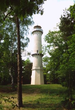 Bild: Der König-Albert-Turm auf der Schweizerhöhe in Weinböhla.