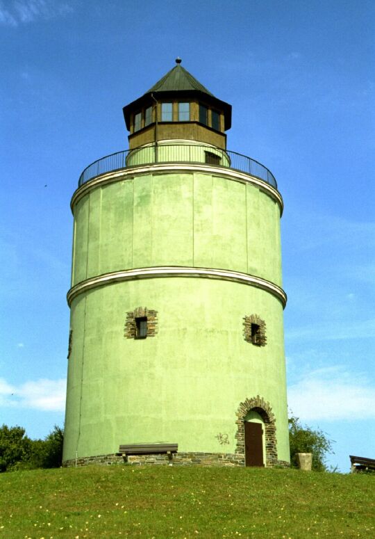 Der ehemalige Wasserturm auf dem Wartberg bei Plauen-Neundorf.