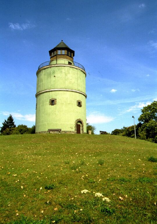 Der ehemalige Wasserturm auf dem Wartberg bei Plauen-Neundorf.