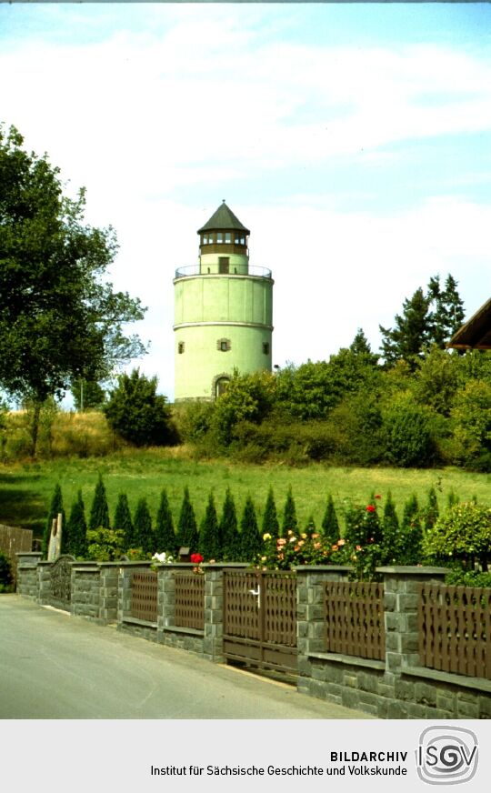 Der ehemalige Wasserturm auf dem Wartberg bei Plauen-Neundorf.