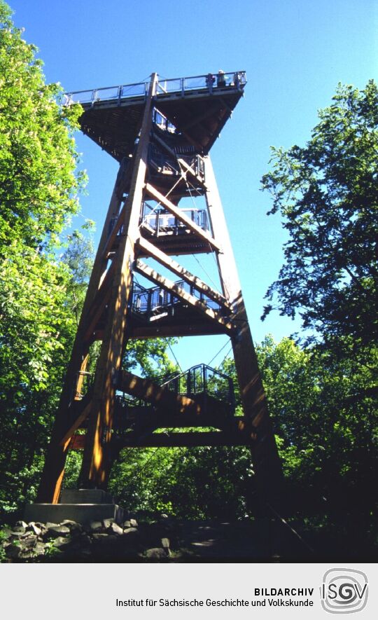 Der Aussichtsturm auf dem Schlechteberg von Ebersbach.