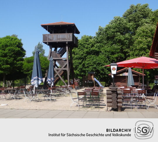 Der Aussichtsturm Zum Fernblick in Zwickau-Marienthal stand bis 2019.