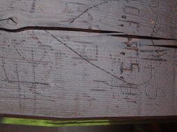 Inschriften am Aussichtsturm Zum Fernblick in Zwickau-Marienthal, der bis 2019 stand.