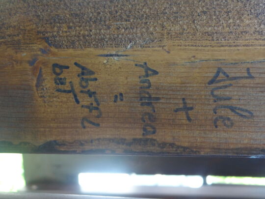 Inschriften am Aussichtsturm Zum Fernblick in Zwickau-Marienthal, der bis 2019 stand.