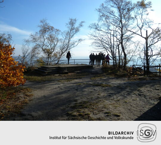 Das Fundament des ehemaligen Aussichtsturms auf dem Papststein bei Gohrisch-Papstdorf.