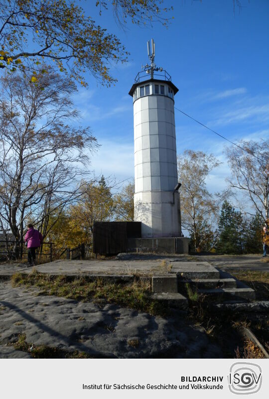 Der Feuerwachturm auf dem Papststein bei Gohrisch-Papstdorf.