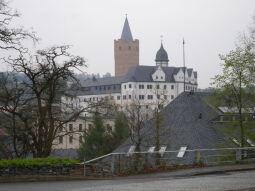 Das Schloss Wildeck mit dem Bergfried Dicker Heinrich in Zschopau.