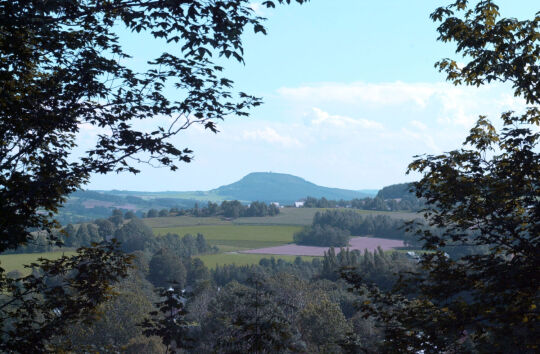 Blick zum Bärenstein von der Ruine auf dem Schreckenberg bei Frohnau.