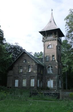 Die Gaststätte Schöne Aussicht in Reichenbach als Ruine.