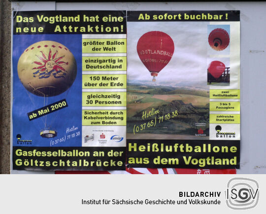 An der Gaststätte auf dem Kuhberg befand sich das Plakat mit der Werbung für eine Fahrt mit dem Gasfesselballon an der Göltzschtalbrücke.
