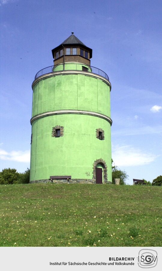Der ehemaligen Wasserturm auf der Höhe in Plauen-Neundorf.