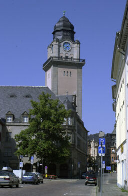 Der Turm des Neuen Rathauses von Plauen im Vogtland.