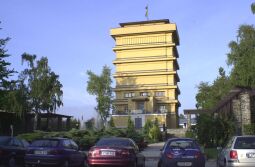 Der Wasserturm mit Aussichtsplattform in Reichenbach im Vogtland.