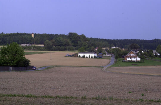 Blick zum Perlaser Aussichtsturm auf der Wilhelmshöhe.