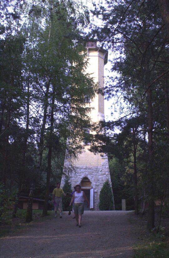 Der Perlaser Aussichtsturm auf der Wilhelmshöhe.