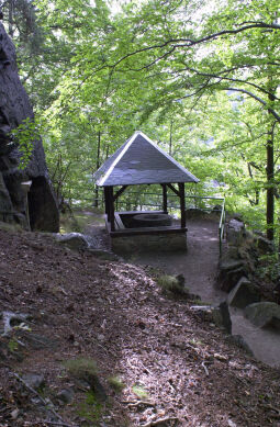 Schutzhütte auf dem Ottenstein in Schwarzenberg.