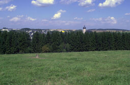 Bild: Am Goldkindstein - ein vergesser Aussichtspunkt am Rand von Marienberg.