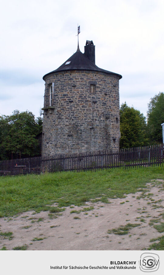 Wohnturm auf dem Gelände der ehemaligen Villa Sonnensiedel des Fabrikanten Friedrich Emil Krauss in Schwarzenberg im Erzgebirge.