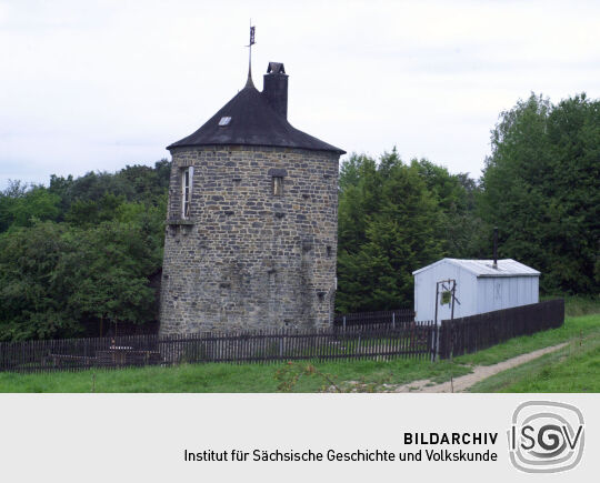 Wohnturm auf dem Gelände der ehemaligen Villa Sonnensiedel des Fabrikanten Friedrich Emil Krauss in Schwarzenberg im Erzgebirge.