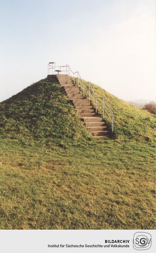 Aussichtshügel auf der Oelsener Höhe