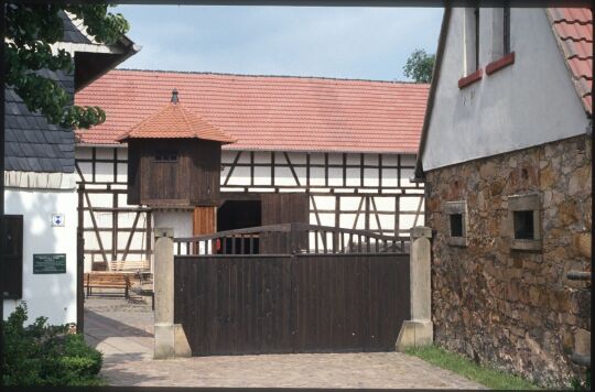 Blick zum Volkskundemuseum Neukirchen-Wyhra