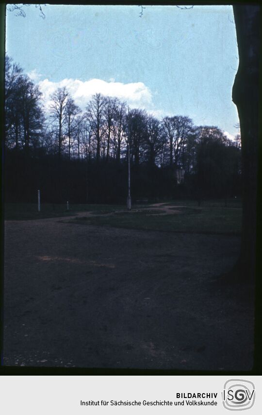 Blick in den Park von Schloss Reinhardtsgrimma