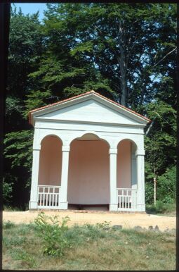 Bild: Pavilon im Schlosspark Machern