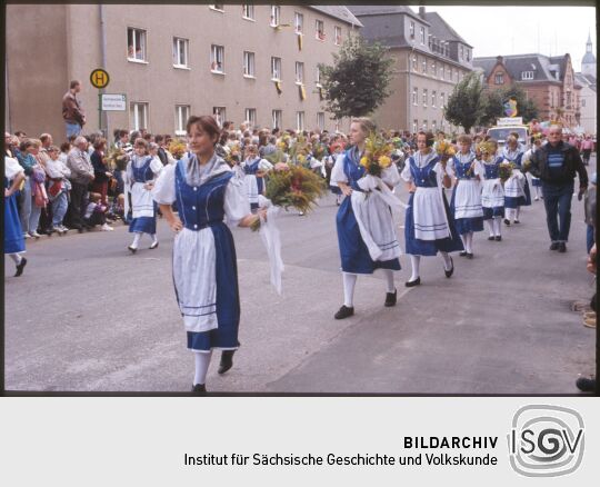 Festumzug beim Tag der Sachsen 1995 in Rochlitz.