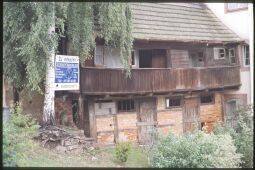 Bild: Gebäude in Penig mit Verkaufsbanner