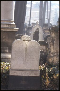 Bild: Gräber auf dem jüdischen Friedhof in der Dresdner Neustadt