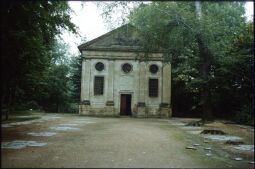 Bild: Mausoleum der Wettiner im Klosterpark von Altzella