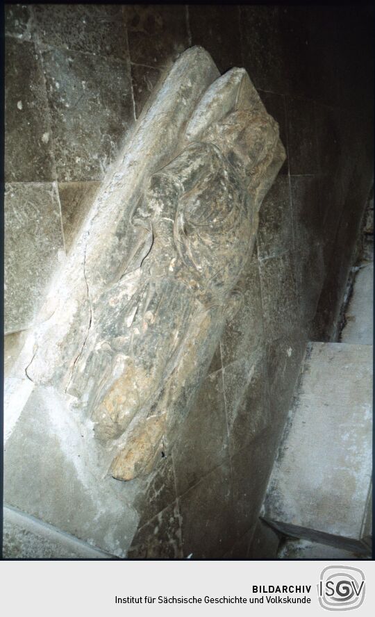 Grabplatte im Mauseoleum der Wettiner Altzella